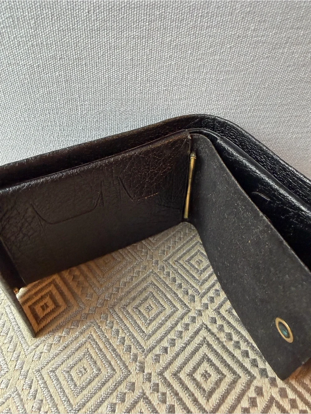 Classic Black Leather Men's Bifold Wallet Rumpp